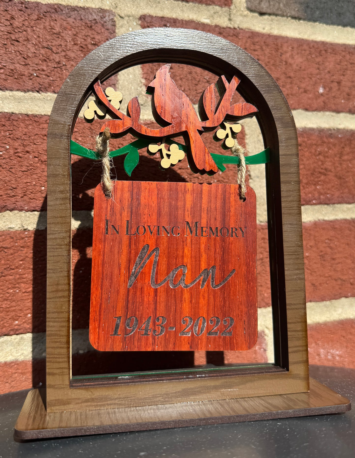 Hanging Frame (Memorial)