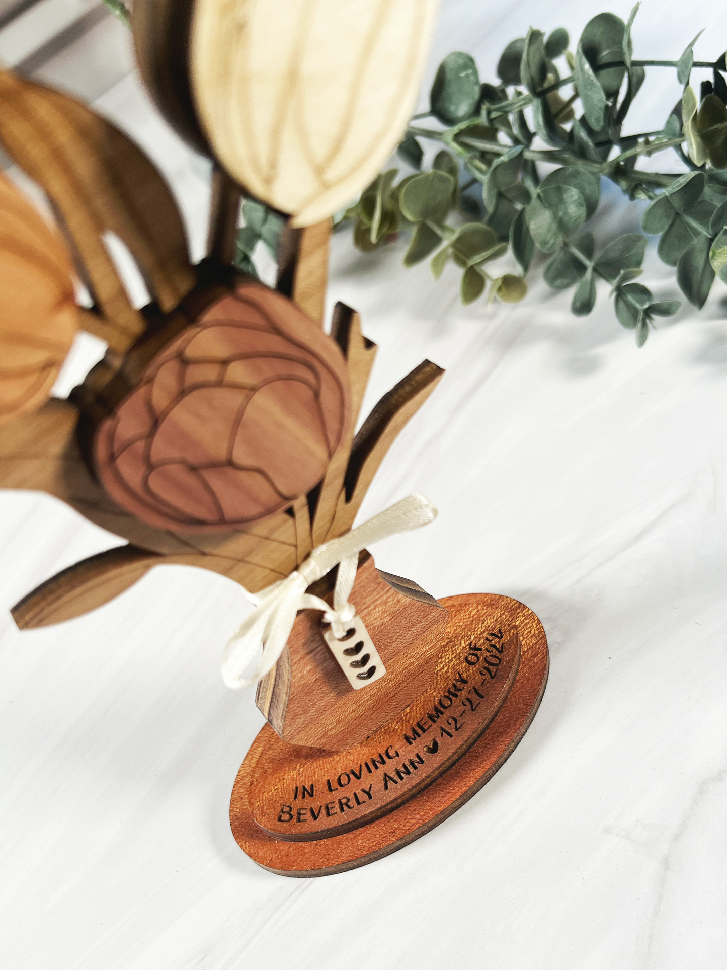 Wood Floral Bouquet